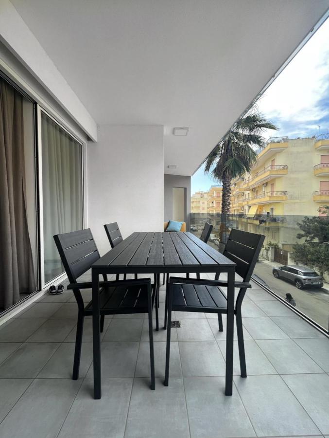 Modern And Spacious Appartement With Beach View. Gallipoli Zewnętrze zdjęcie